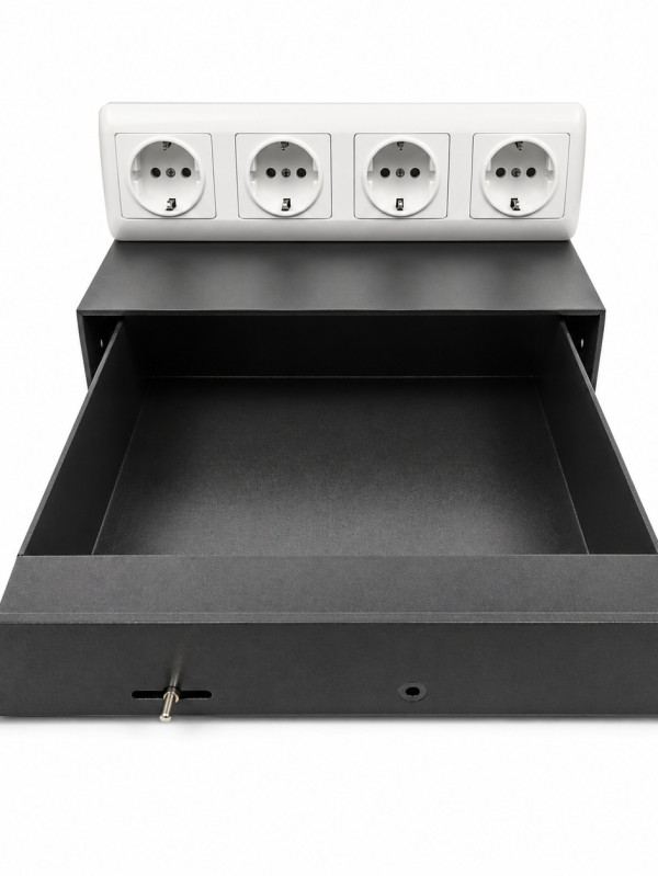 AV4 lockable metal power socket box with multiple electrical outlets